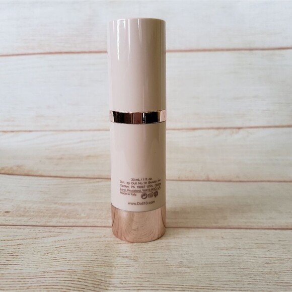 Doll 10 Hydralux Smoothing Foundation in Tan 30ml/1 fl.oz - Picture 2 of 8